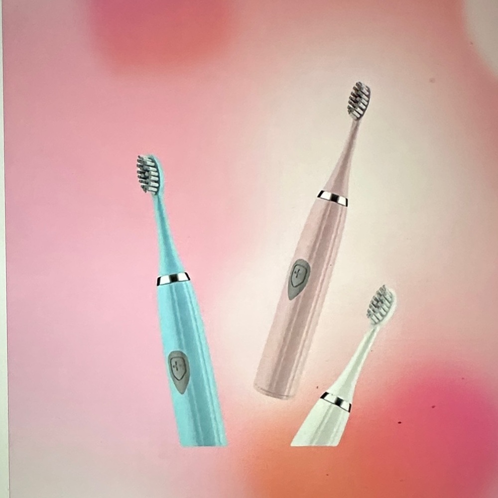 Sold out ! White Electric Toothbrush with Replaceable Head. New in box - Picture 1 of 5